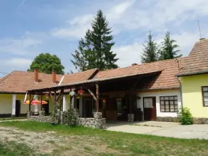 Toldi Vendégház