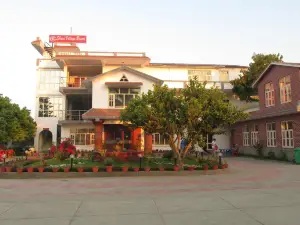 Shani Village Resort