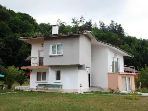 Villa Velena Guest House