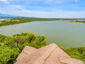 Mweya Safari Lodge