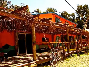 Compay Hostel la Pedrera