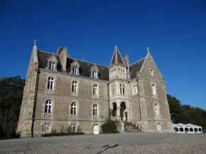 德菲城堡飯店