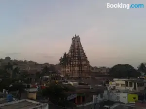Thilak Home Stay