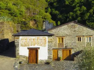 Casa Grande da Ferreria de Rugando