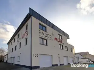 Pader-Motel
