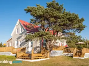 Cavendish Lodge & Cottages