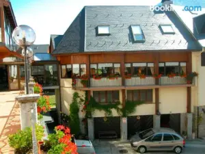 Hosteria Catalana