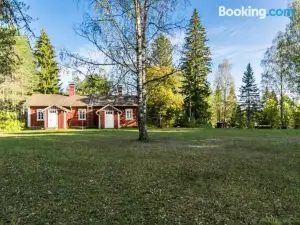 Holiday Home Tehtaanpuisto