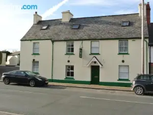 Old Castle Farm Guest House