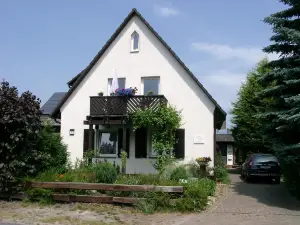 A Holiday Home With Recreational Equipment and Many Cycle Paths Nearby