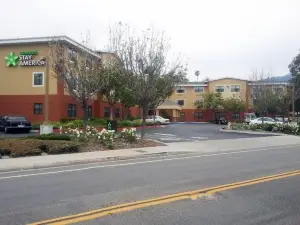 Extended Stay America Suites - Santa Barbara - Calle Real