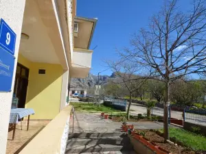 Apartments Cico Starigrad Paklenica