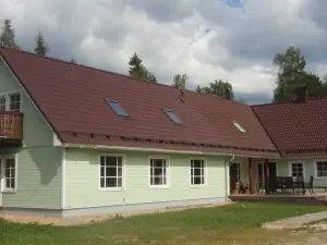 Pauka Holiday House