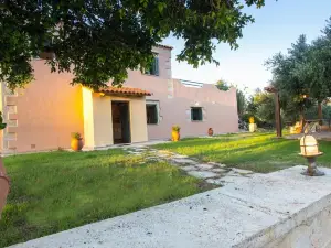 Villa Manoutsio