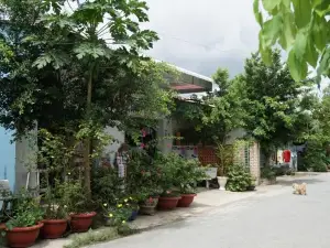 Nam Thi Holiday Home