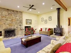 Fernside Strathbogie - Rejuvenate Stays