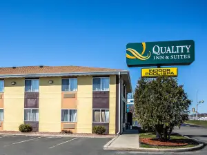 ควอลิตี้ อินน์ แอนด์ สวีทส์ เวสต์ เบนด์