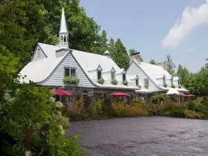 Le Petit Clocher Gite Touristique B & B