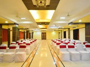 Hotel Anuradha Palace