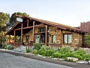Bright Angel Lodge – Inside the Park