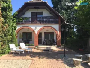Csuka48 Apartman