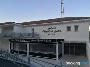 Deluxe Hostels & Suites Merida