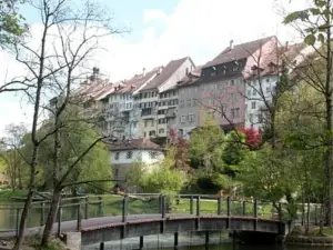 Bett am Weiher