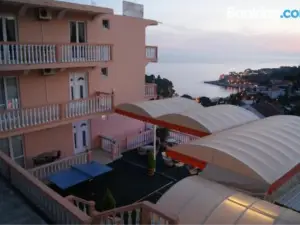 Apartments Panorama Alaj