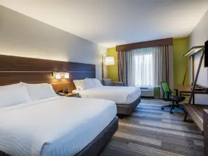 Holiday Inn Express & Suites Lexington Park-California