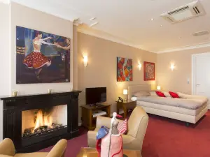 Sense Suites
