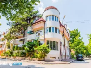 Vida Family Hotel