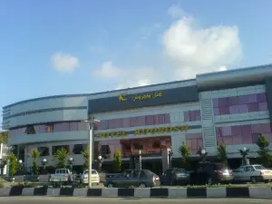 Kourosh Hotel