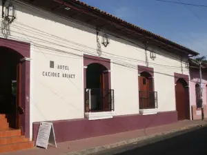 Hotel Cacique Adiact