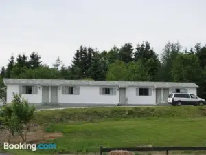 MacNeil's Motel