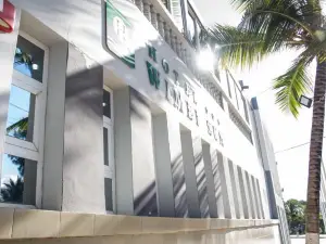 Hotel Wimbi Sun