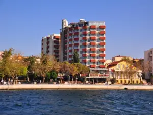 Akol Hotel