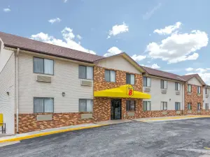 Super 8 by Wyndham West Point