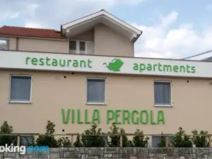 Villa Pergola