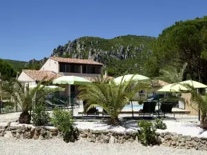 Auberge Val Moureze Hôtel & Spa