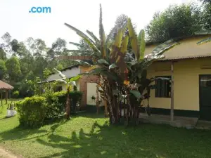 Uganda Lodge