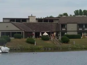 Barkers Island Inn Resort & Conference Center