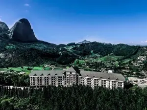 Vista da Pedra Flat em Pedra Azul