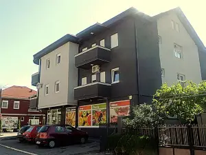 Lux Apartmani