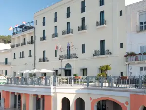 Grand Hotel Mediterraneo