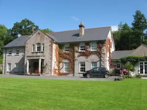 Necarne Manor Guest Accommodation