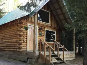 Renfro's Lakeside Retreat - Cabin's and R.V. Park