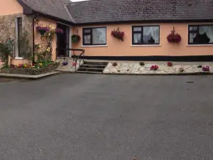 Eriu Lodge