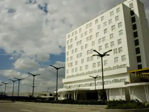 Biotel Suites