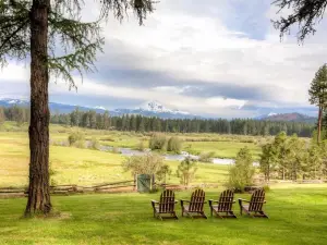 House on Metolius