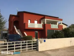 Ivni Apartmani